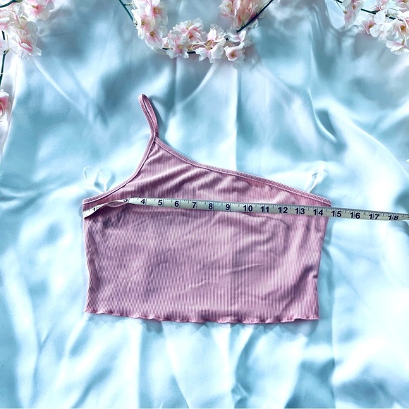 One Shoulder Strap Crop Top - Picture 3 of 6